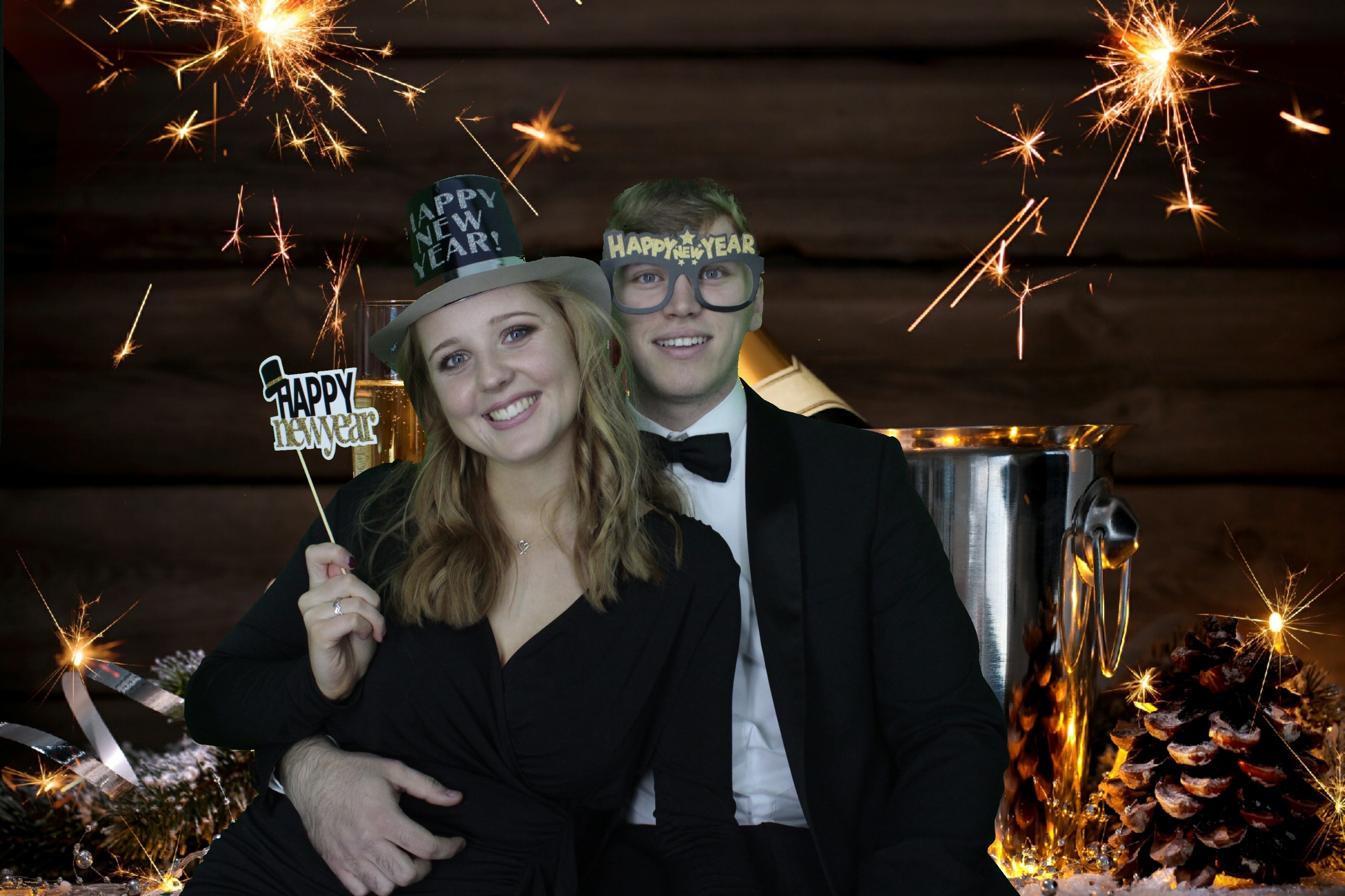 NYE Party | View more photos from the event at gallery.myphotoboothexperience.co.uk/u/MyPhotoBoothExperienceLtd/NYE-Party
